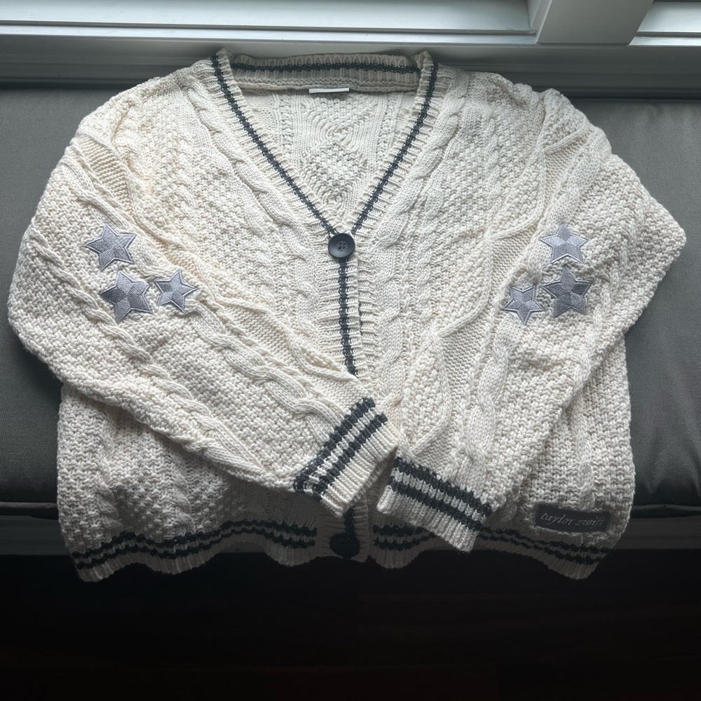 NWT Folklore Cardigan Official TS M